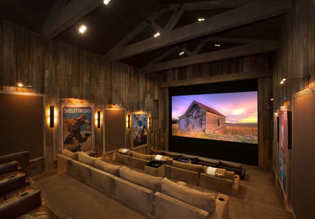 Rustic Beverly Hills Theater - Paradise Theater