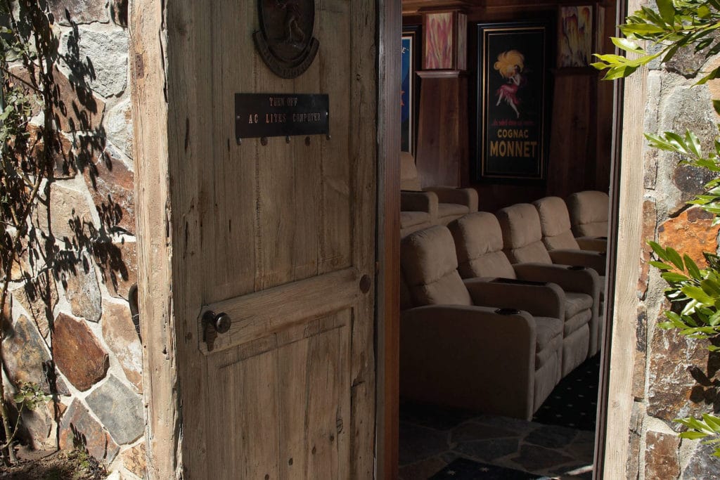 Paradise Theater - Craftsman Style